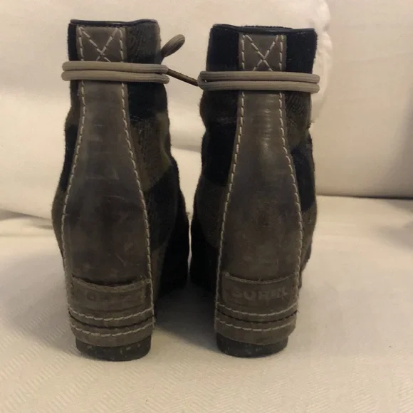 Sorel pdx green plaid wedge boots size 5.5/6 - Picture 3 of 9